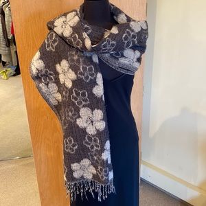 Beautiful all wool Pashmina